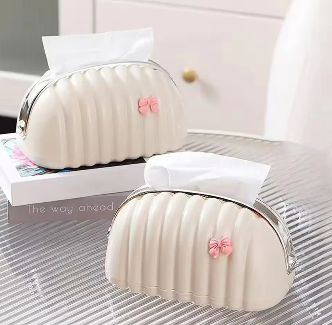 Elegant ShellForm Tissue Holder